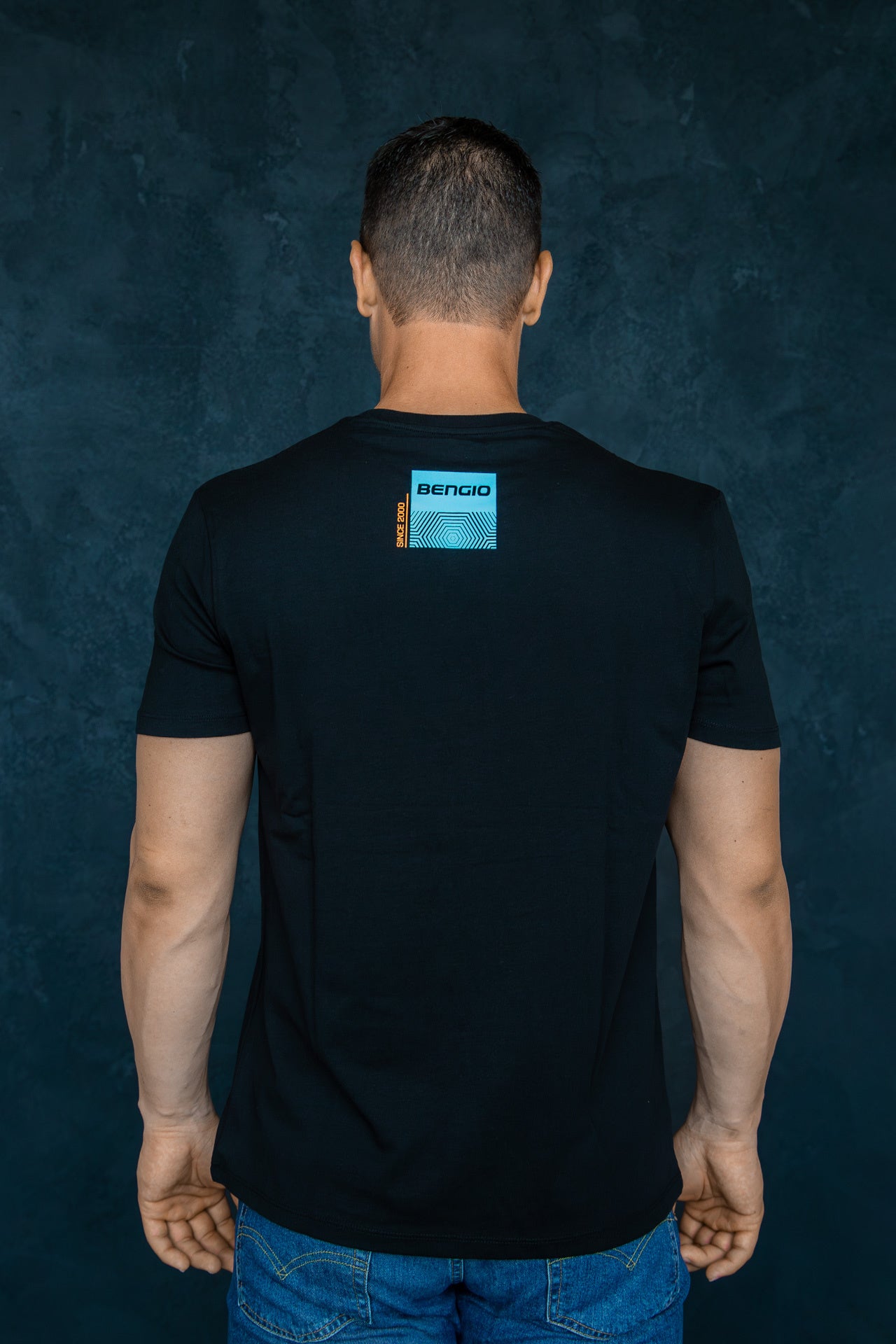 Bengio T-shirt black/blue 100% organic Size L