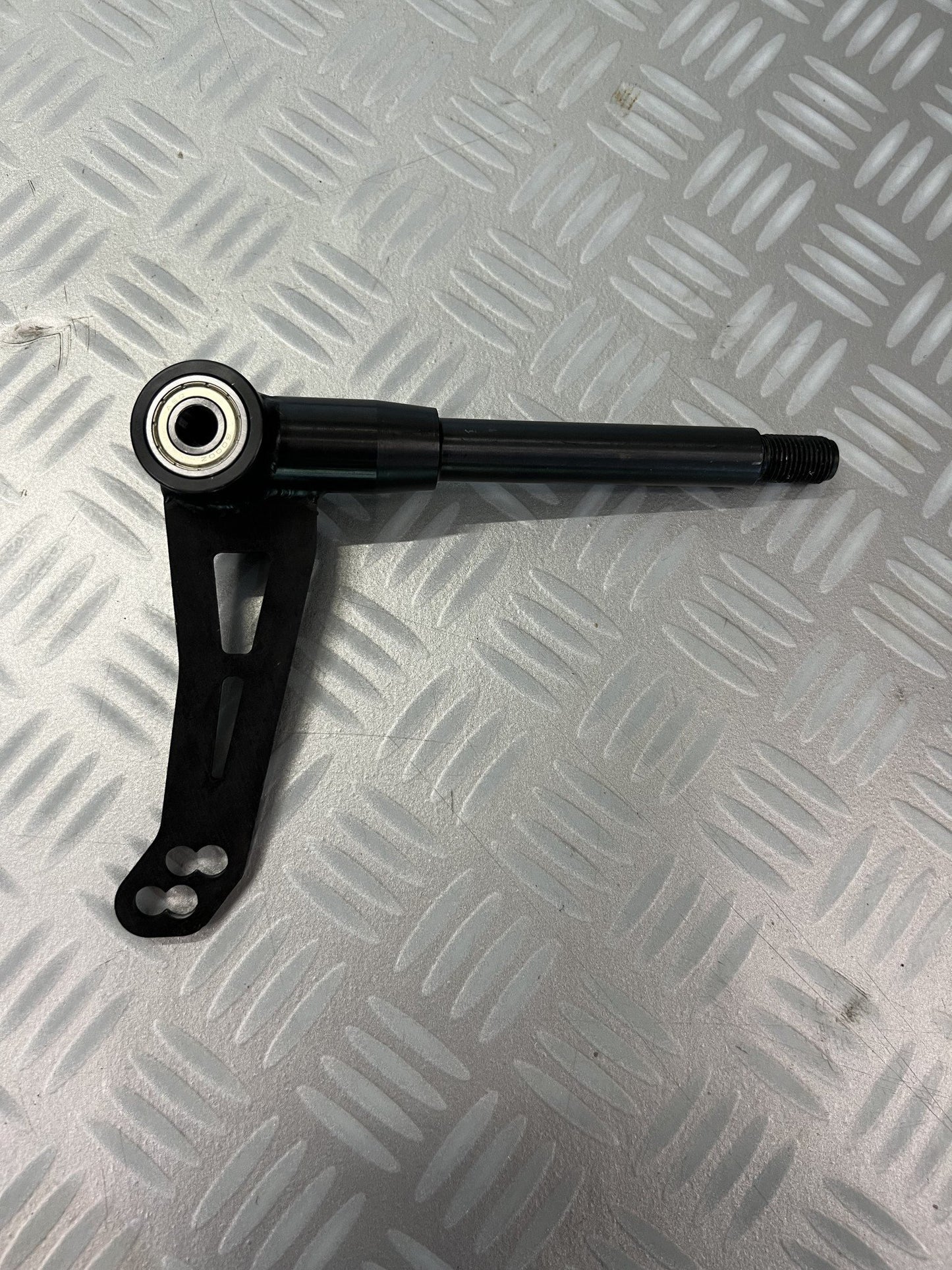 Croc promotion mini steering knuckle right 17MM