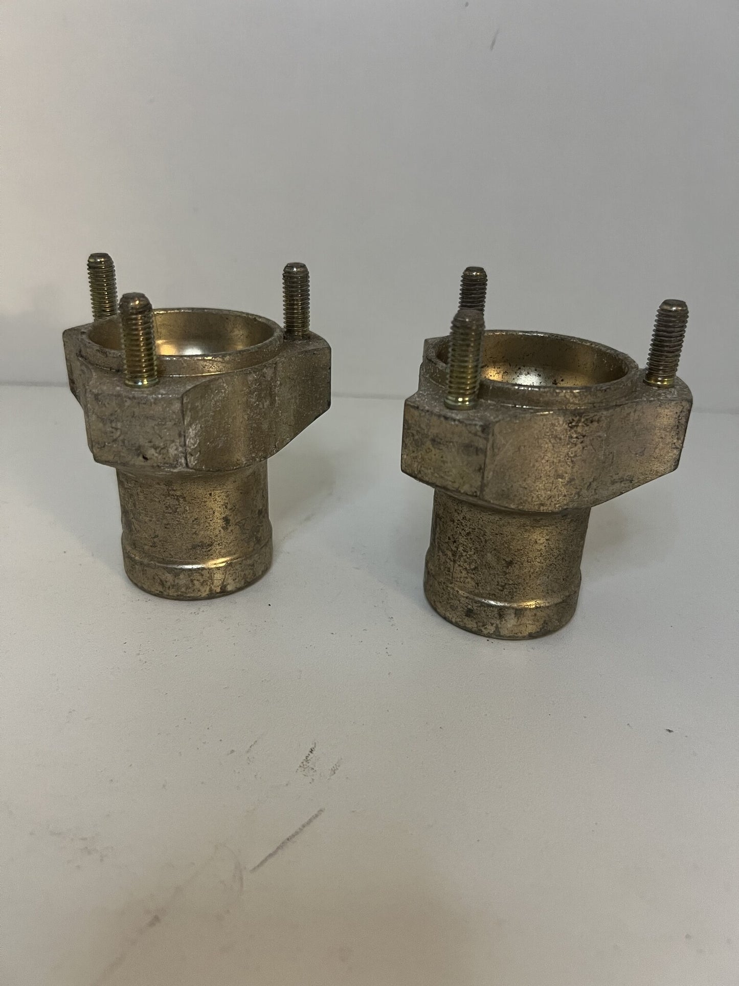 Used CRG Magnesium for hub set 17 x 70 MM