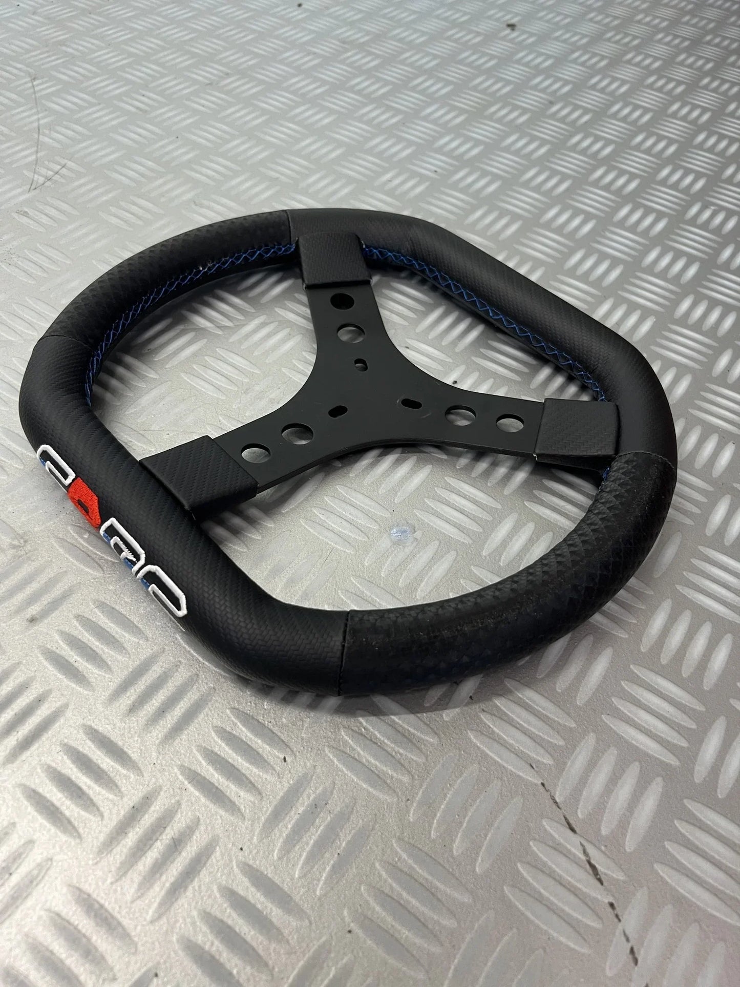 Kierownica Croc Promotion 320MM