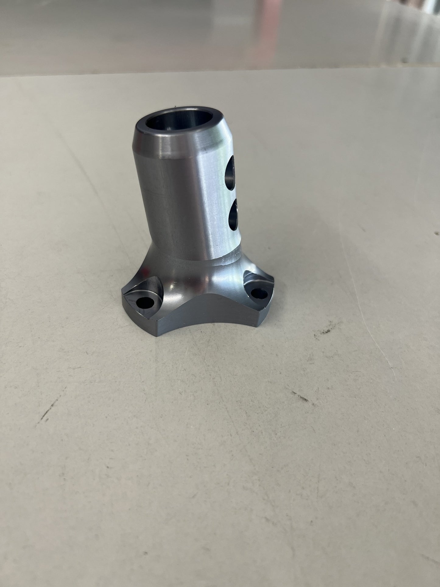 Croc-promootioohjaustuki nurkassa