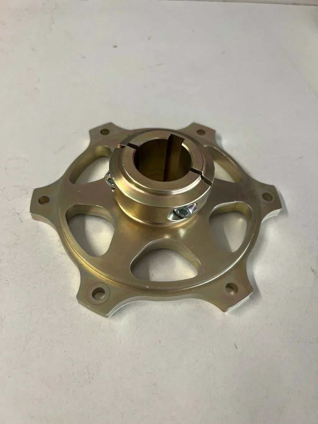 Croc Promotion horčíkový stojan na tanier 30 mm