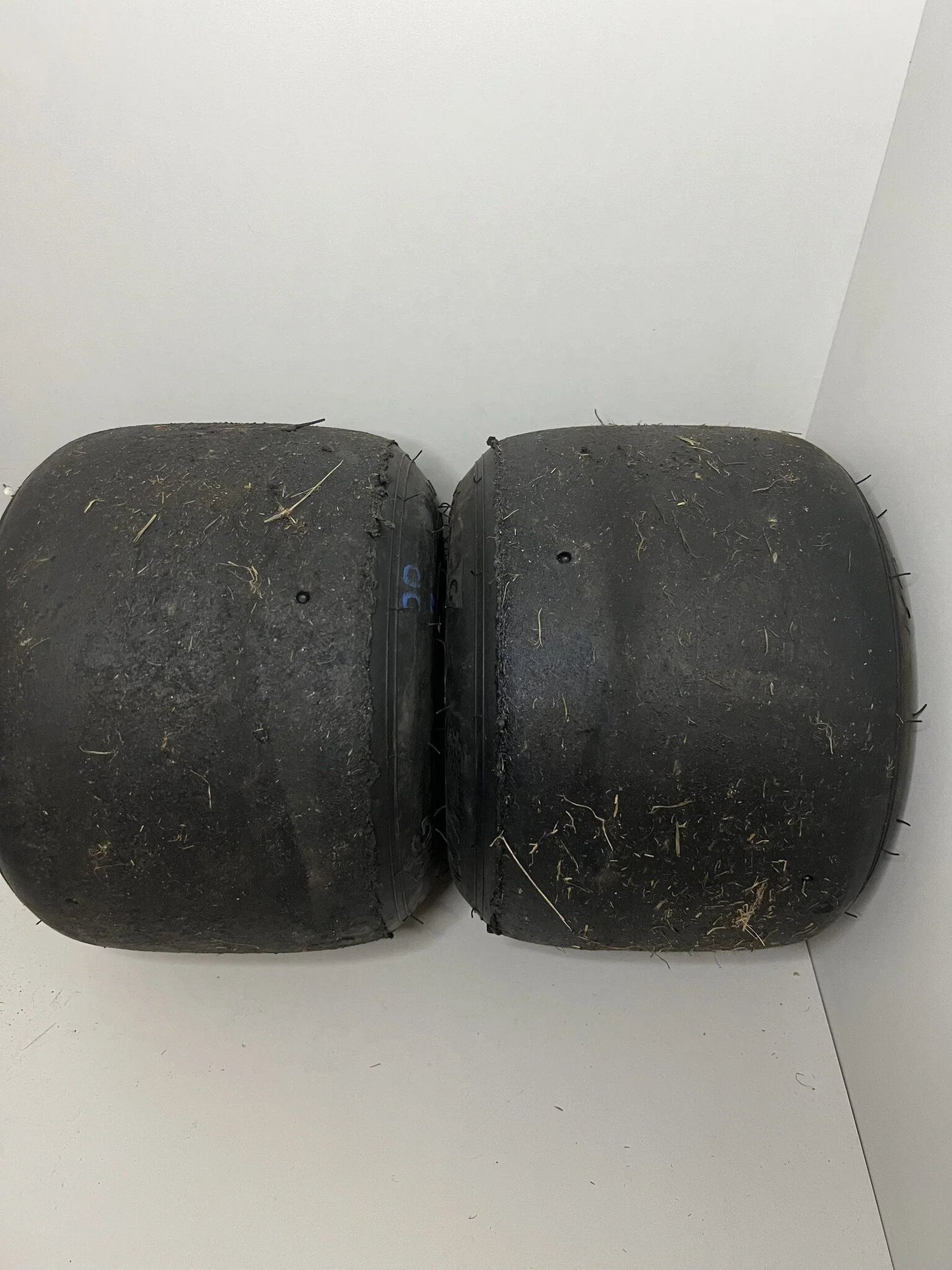 Used MG SH slicks with new magnesium rims 130-212mm