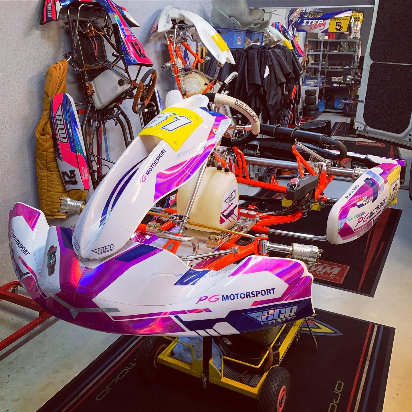 Anpassad karting-klistermärkesdesign