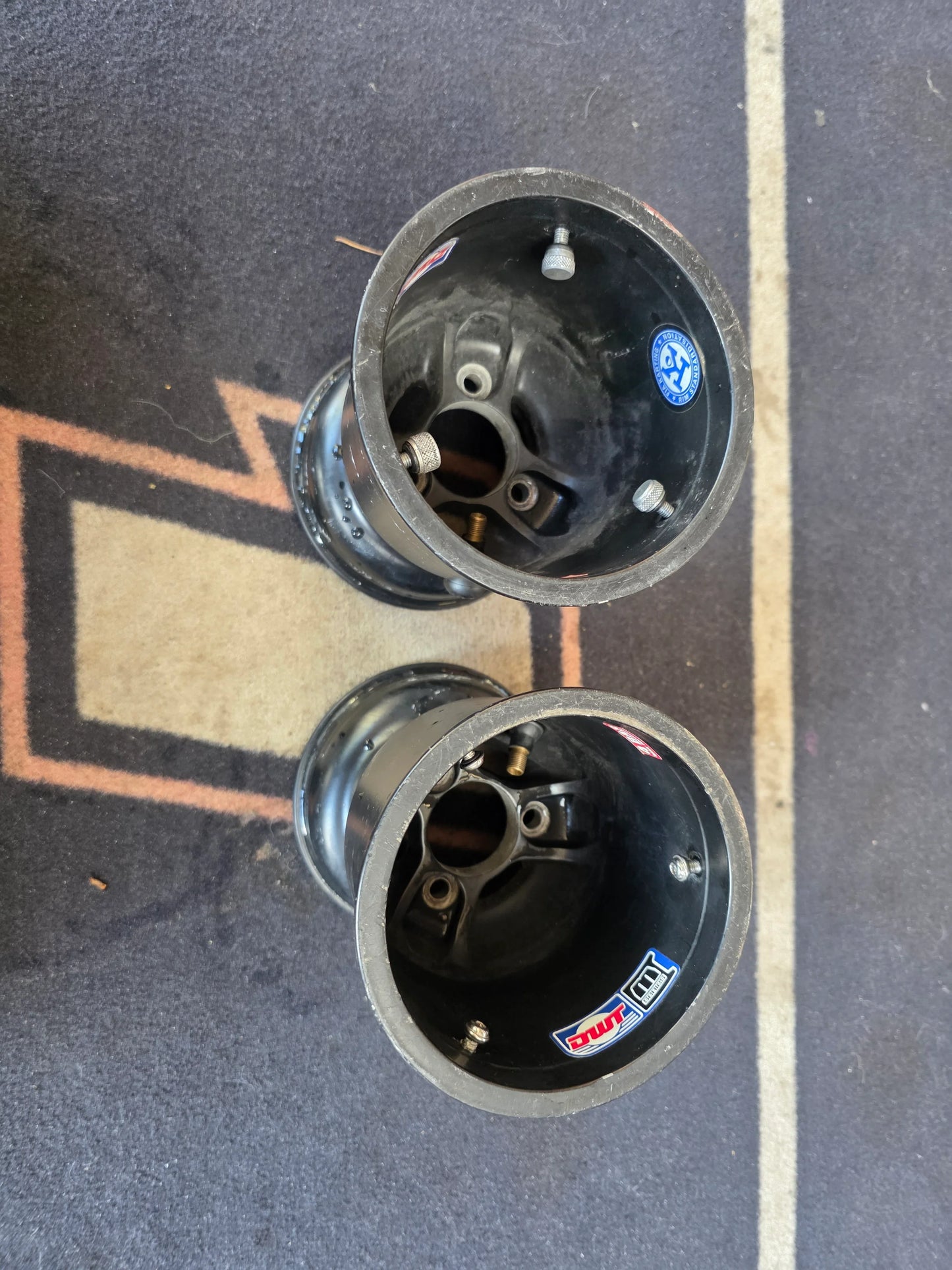 Used DWT Douglas magnesium rear rim set 180mm