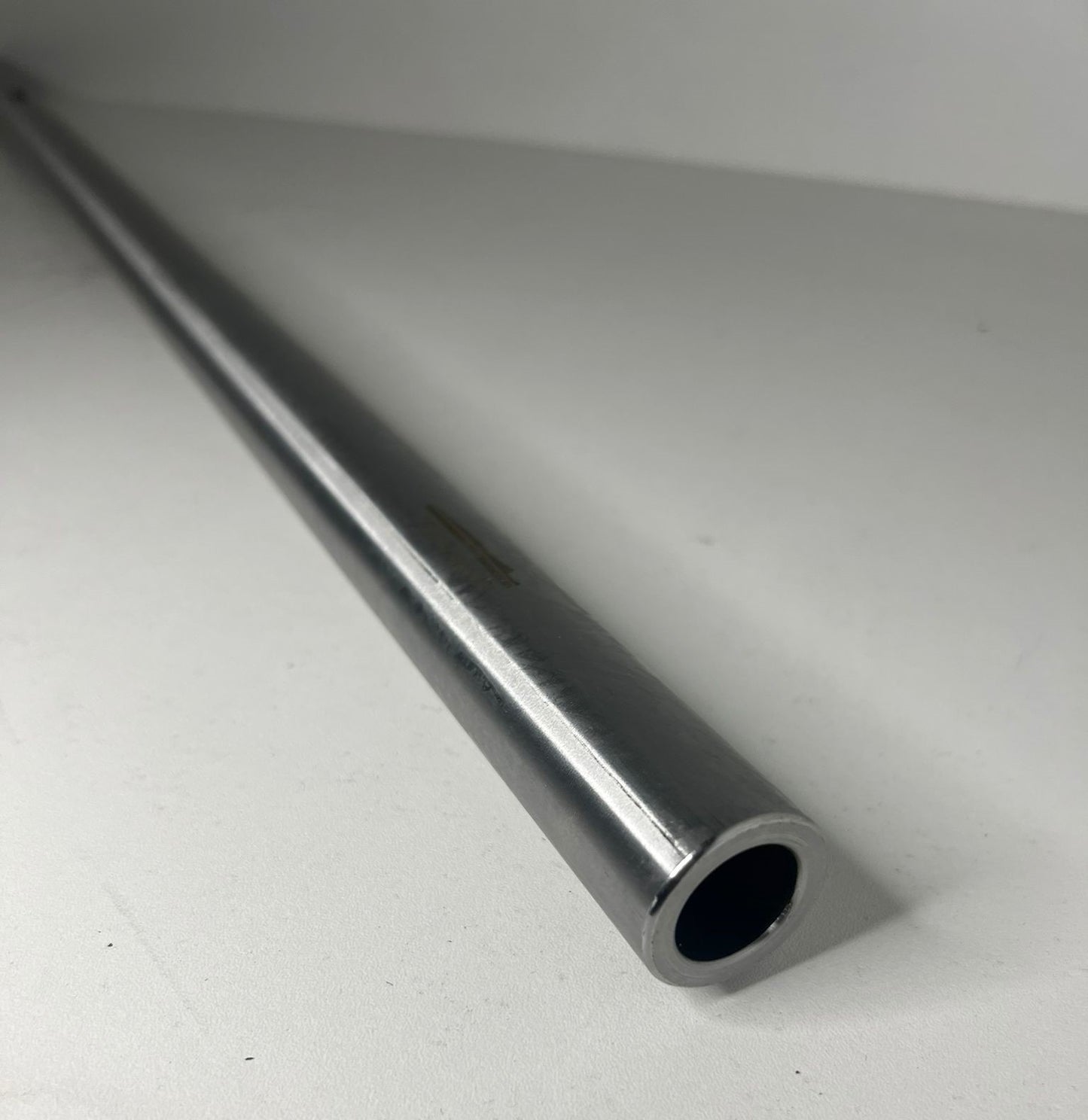 Croc Promotion Rear axle mini M2 soft 30x5x960MM (take off)
