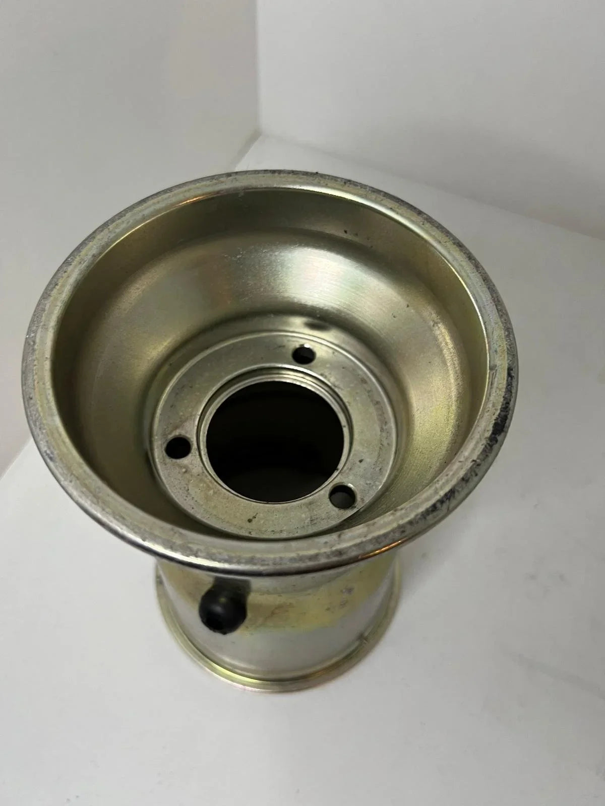 Použitý hořčíkový zadní ráfek Kart Republic 212 mm