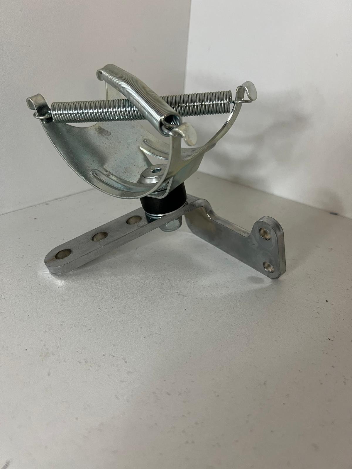 Intrepid exhaust support set