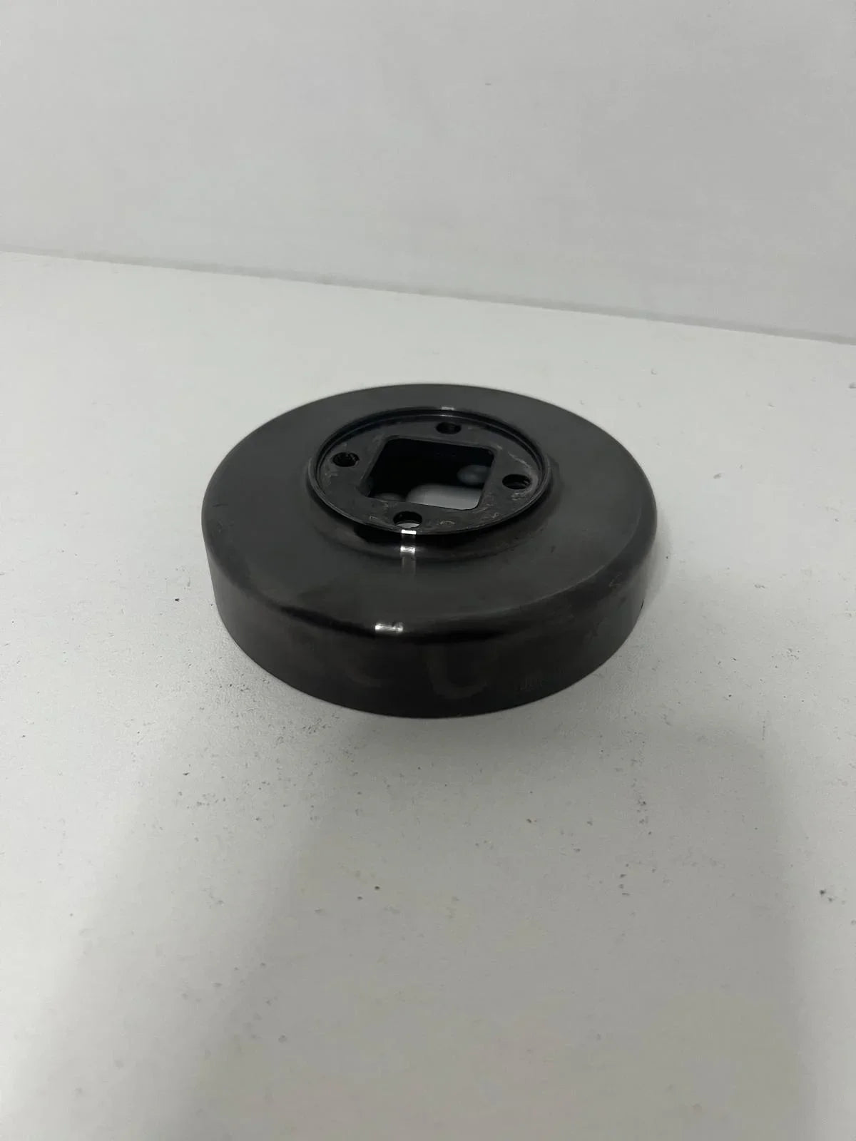 Rabljeno ohišje sklopke Iame X30