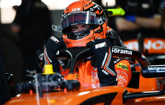 Zo laat je een eigen helm ontwerpen - van idee tot realisatie - KartKings - Kart onderdelen & accessoires