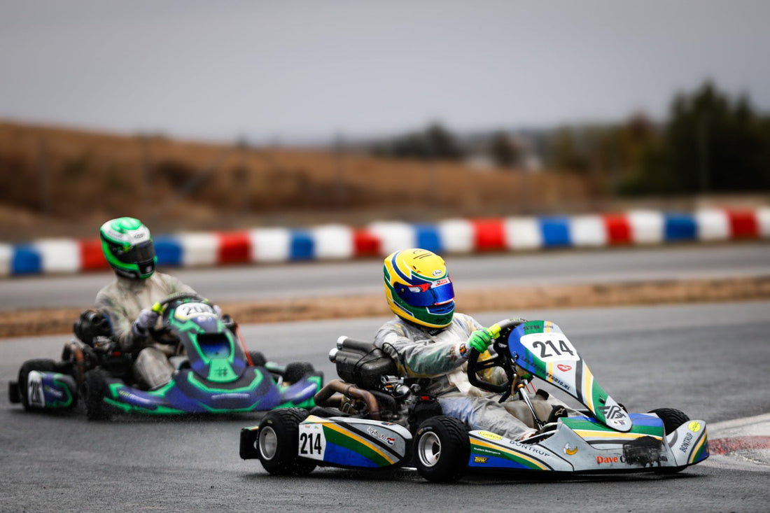 Karten in de regen: de uitdaging van een beslagen vizier