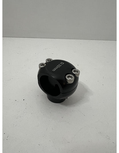 Gebruikt chassis klem 32mm