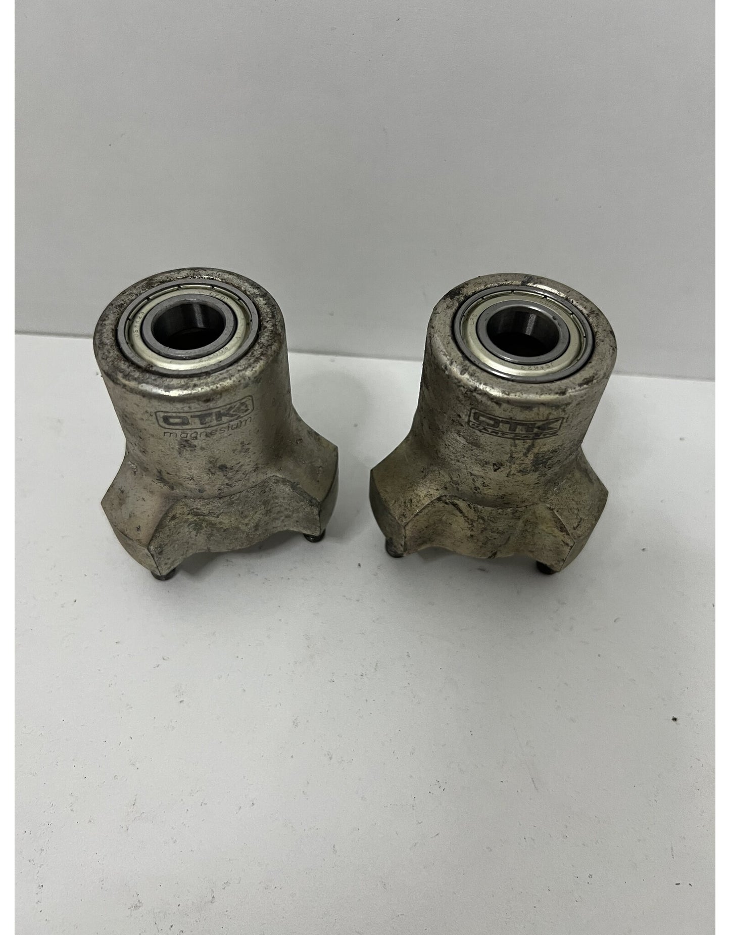 Gebruikt OTK magnesium voornaaf set 17 x 70mm