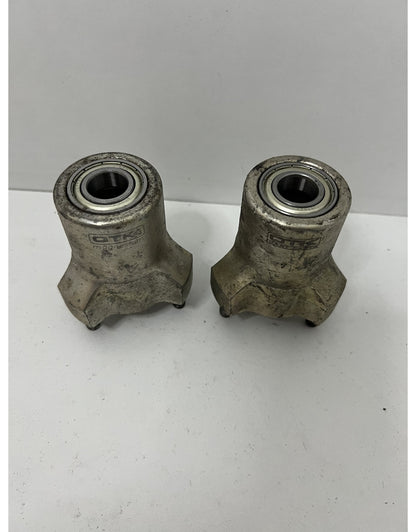 Gebruikt OTK magnesium voornaaf set 17 x 70mm