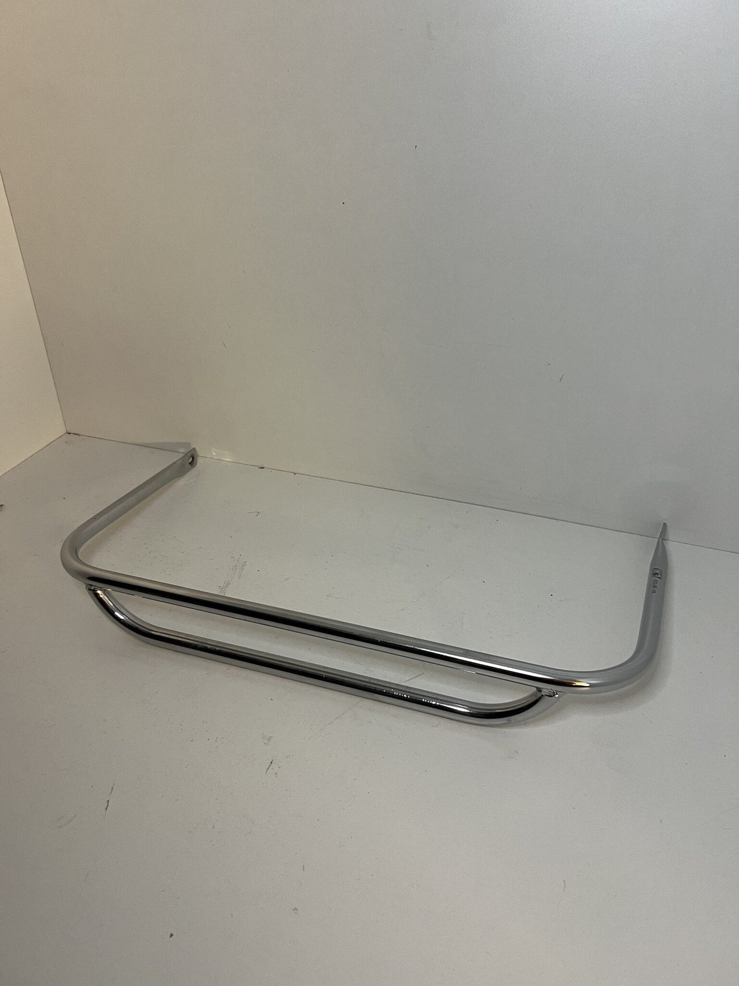 Used KG top bracket front bumper 003-BF-99