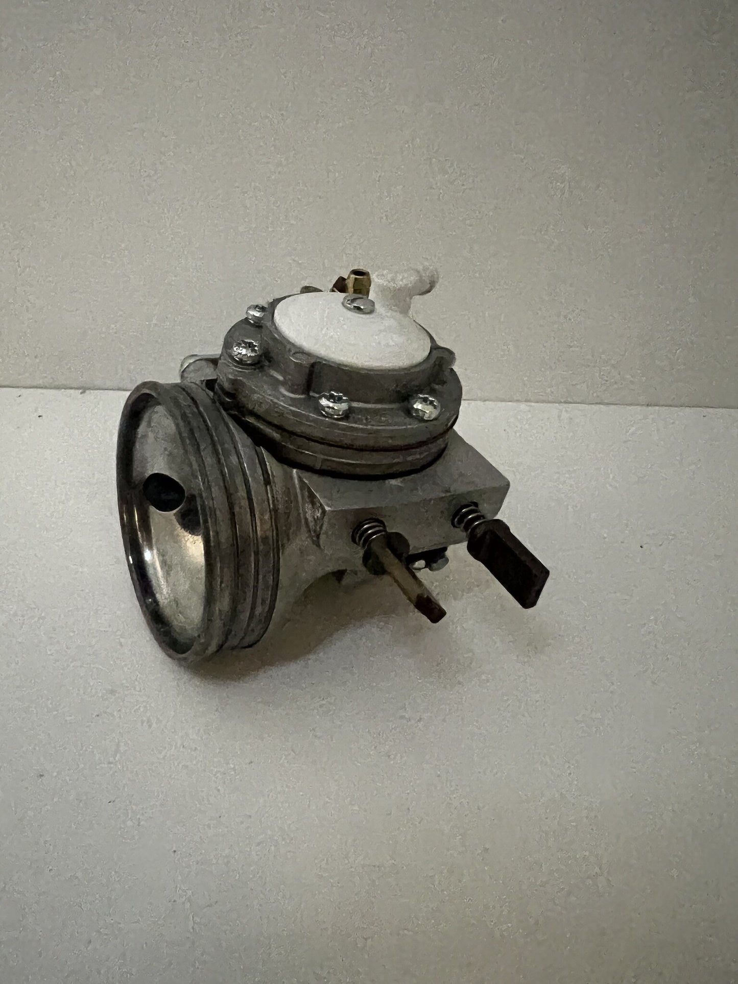 Used Tillotson HW 46 A carburetor