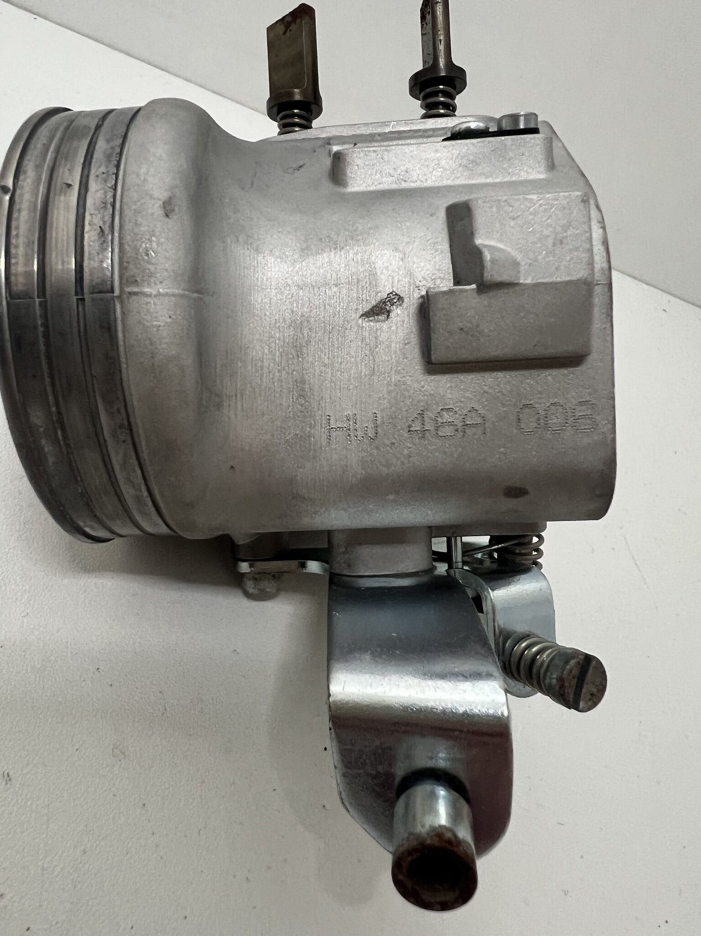 Used Tillotson HW 46 A carburetor