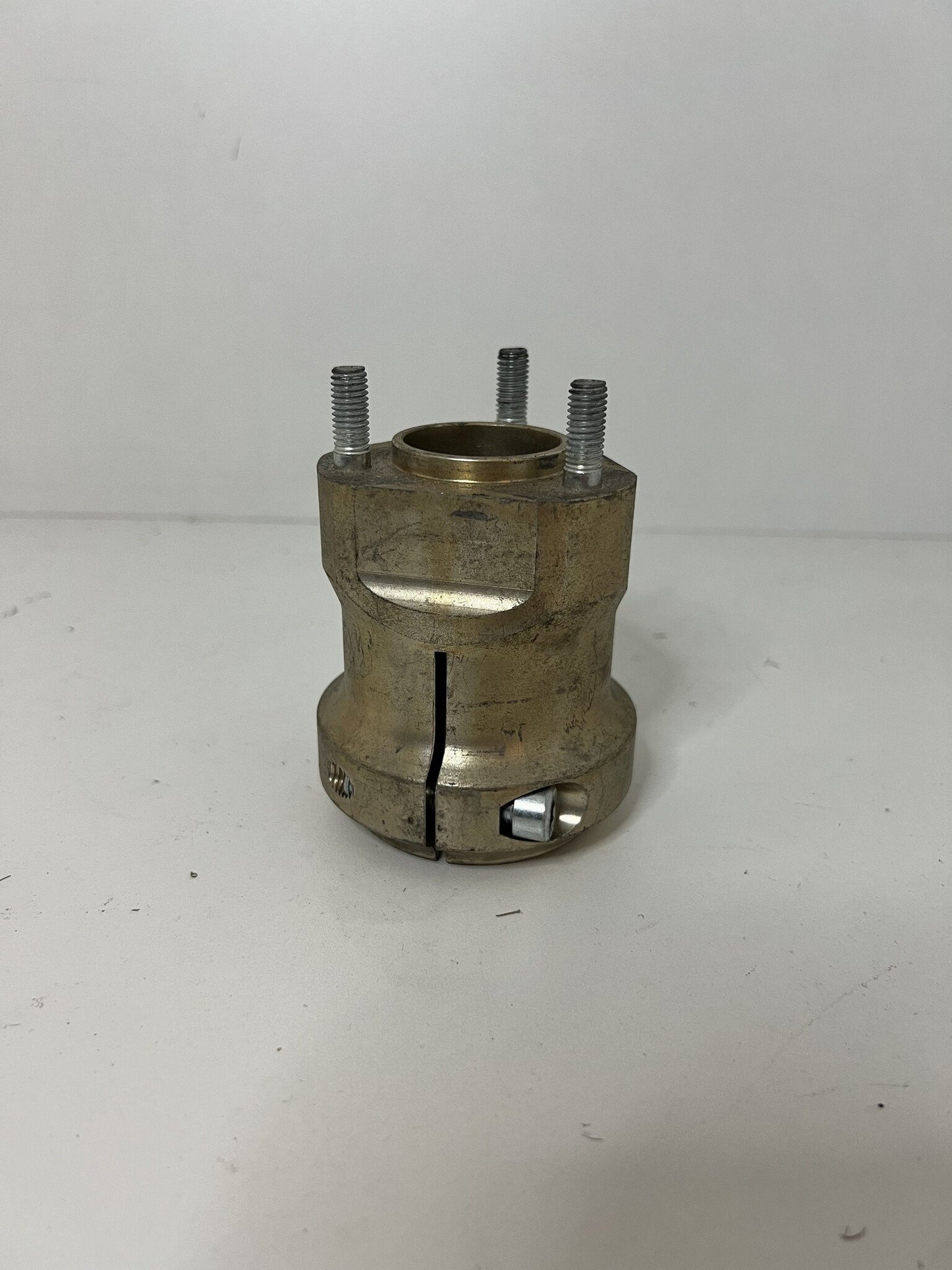 Used Top Kart Magnesium rear hub 50x87MM