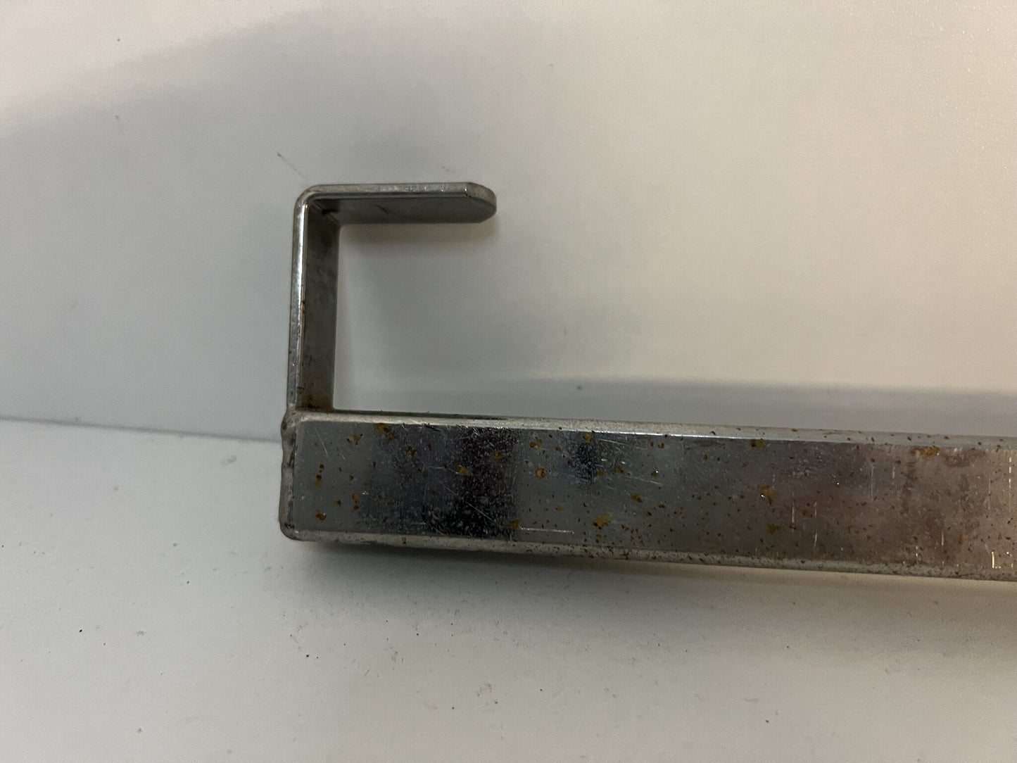 Used RR Seat installation rod