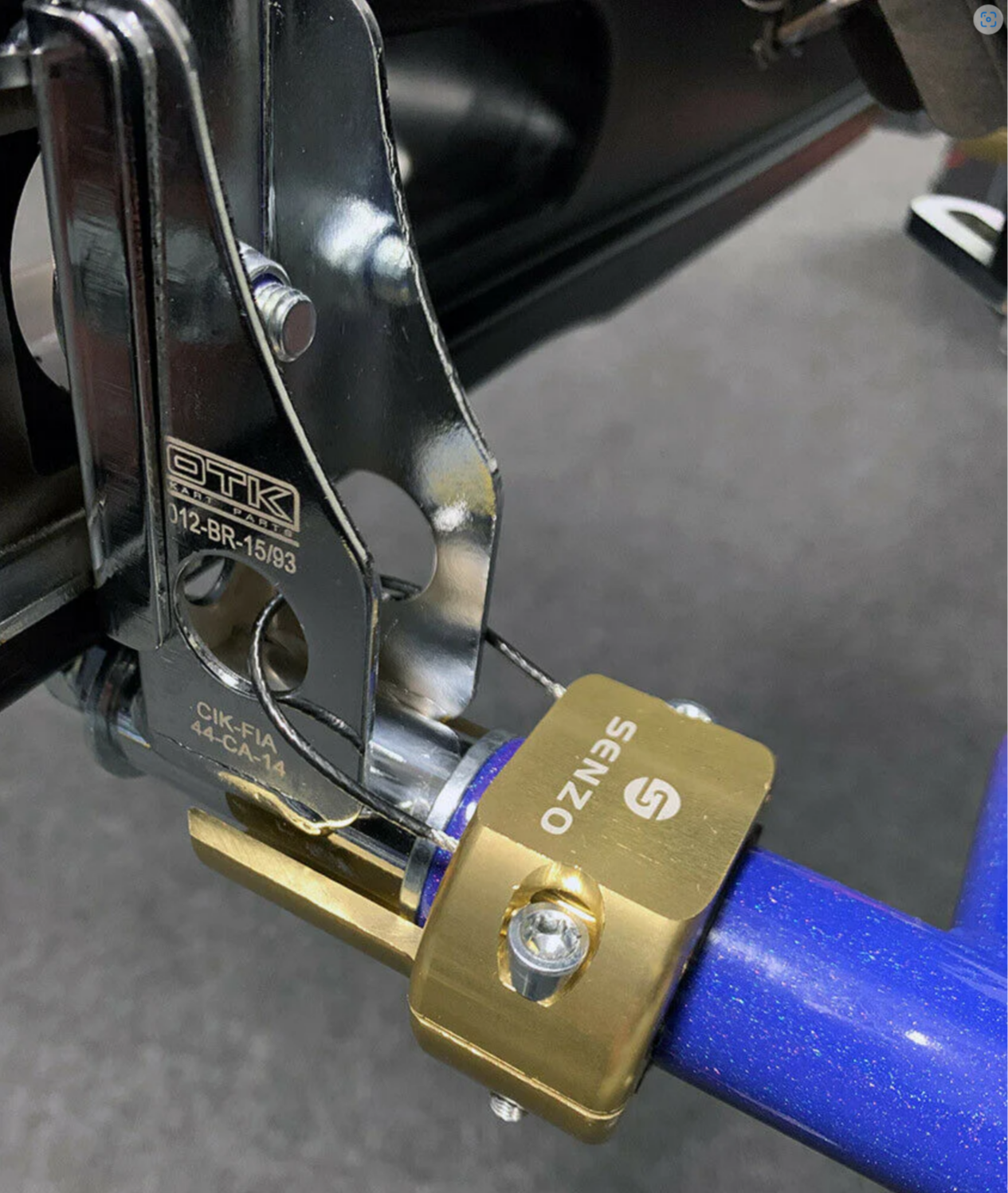 Senzo Rear bumper saver set 28MM Gold colored