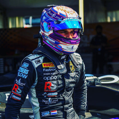 Nechte si profesionálně nastříkat motokárovou helmu