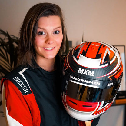 Nechte si profesionálně nastříkat motokárovou helmu