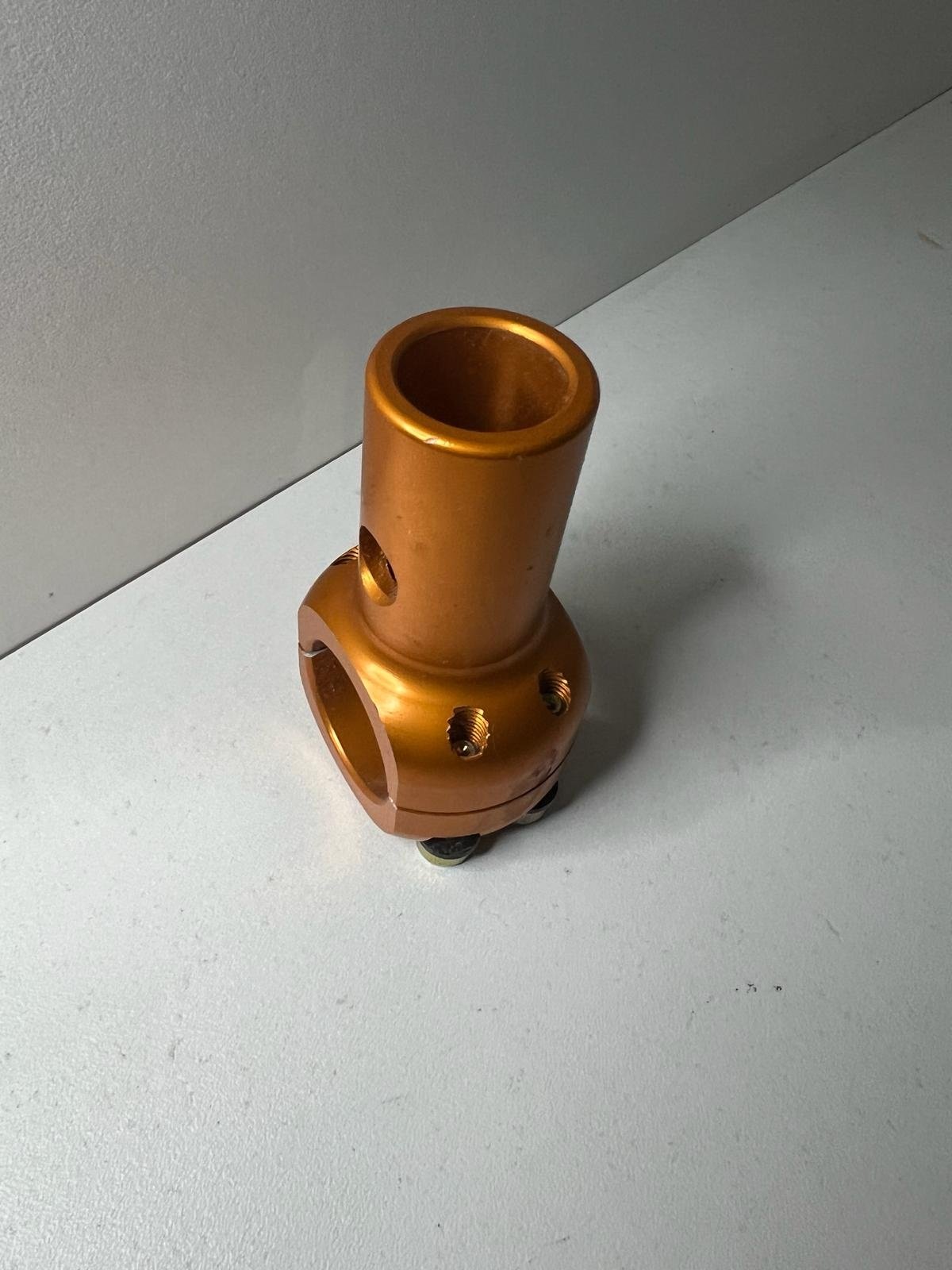 Used Chair support clamp 28MM