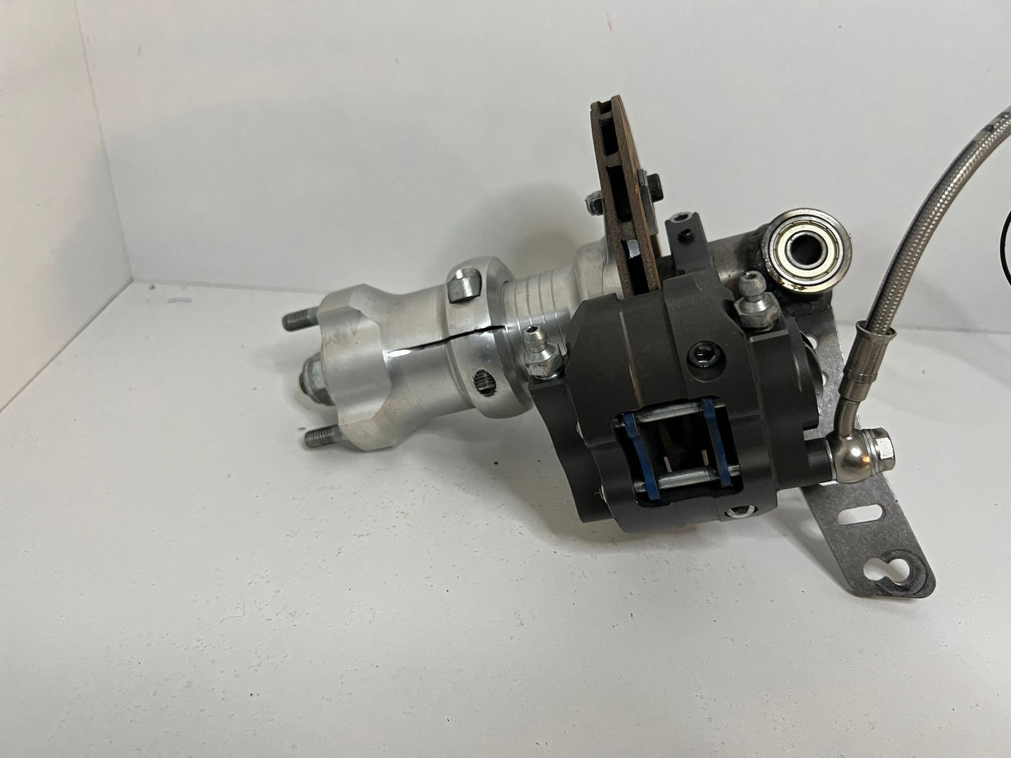 Used Lenzokart front brake system KZ including axle and hubs